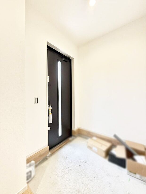 【玄関】1号棟  ■ ここから始まる一日、すっきり整った玄関
