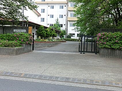 八王子市立陵南中学校 720m(9分)