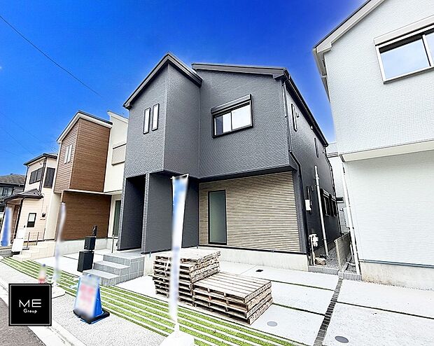 【現地外観写真】2号棟 ■暮らしを豊かにする充実した仕様設備で快適に