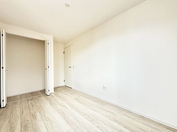 【子供部屋】1号棟 ■読書や趣味リモートワークなどさまざまな用途に対応できる柔軟さがあります