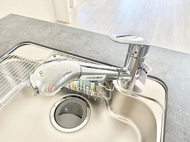 【浄水器】■清潔でおいしい水を手軽に供給してくれます
