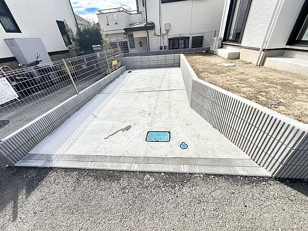 【現地外観写真】A号棟 ■暮らしを彩る充実した設備仕様が備わった住まい