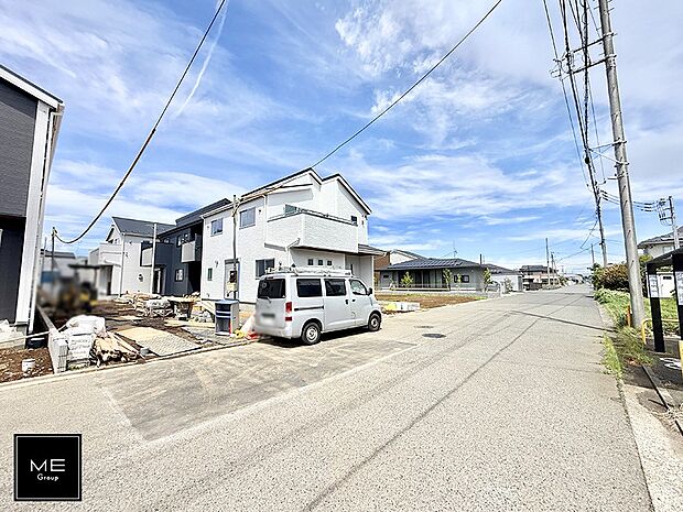 【前面道路含む現地写真】■家族とのお出かけが楽しくなる環境です