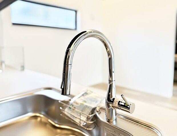 【浄水器】■清潔でおいしい水を手軽に供給してくれます