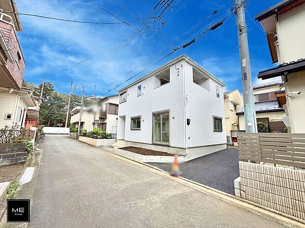 【前面道路含む現地写真】■家族とのお出かけが楽しくなる環境です