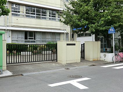 川崎市立渡田中学校 1200m(15分)