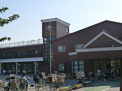 府中ひばり幼稚園 826m(11分)