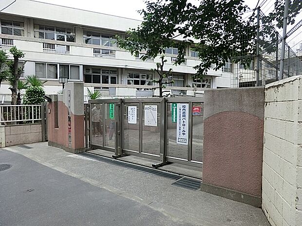 調布市立滝坂小学校(約550m・徒歩7分)