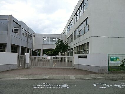 大和市立渋谷小学校 800m(10分)