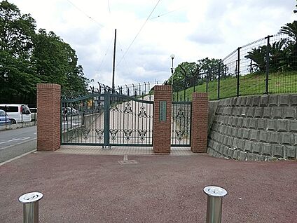 大和みどりが丘幼稚園 720m(9分)