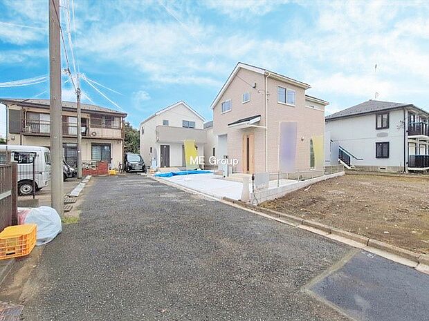 【前面道路含む現地写真】■家族とのお出かけが楽しくなる環境です