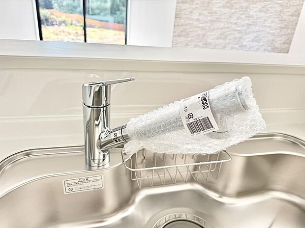 【浄水器】■清潔でおいしい水を手軽に供給してくれます