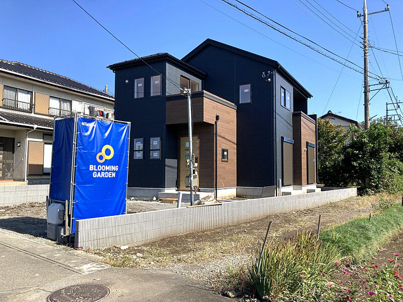 現地（11/3）　◎足場が外れました！建物全体が見えてきました！◎