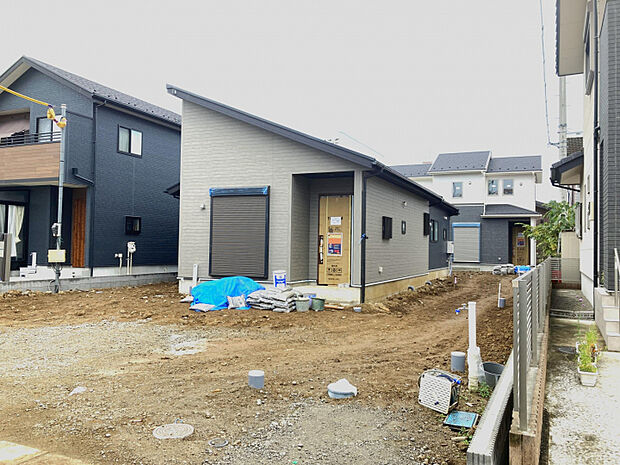 現地（11/9）　◎足場が外れました！建物全体が見えてきました！◎