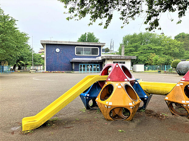 桜木幼稚園（約1,070m）