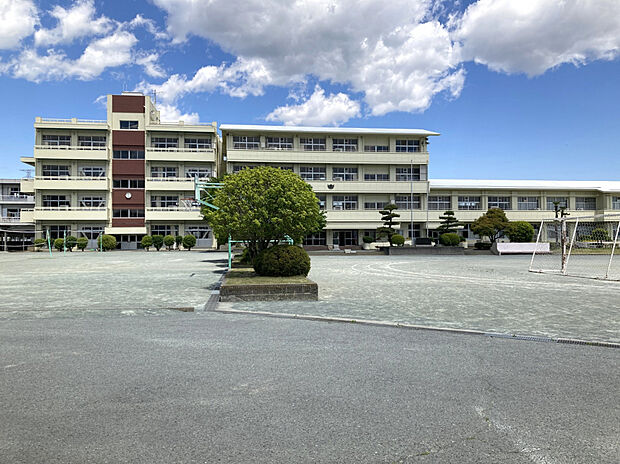 豊岡中学校(約1,380m)