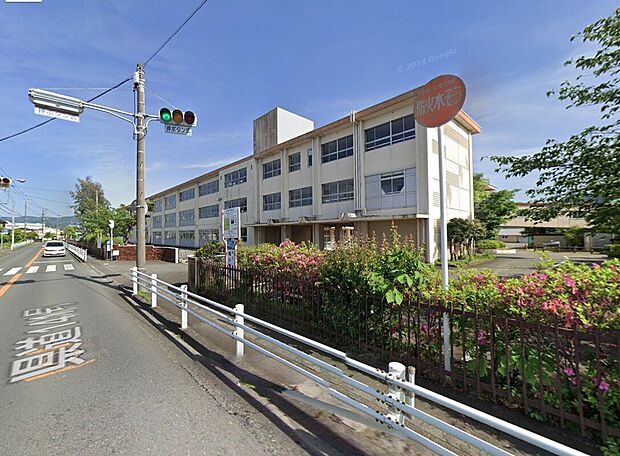 清水町立南小学校(約840m)