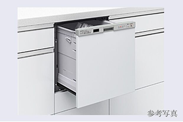 【食洗機】家事効率をあげる便利なビルトイン式の食器洗浄乾燥機。食器の出し入れもスムーズです。