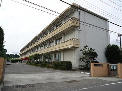 長泉町立北中学校 1830ｍ(徒歩23分)