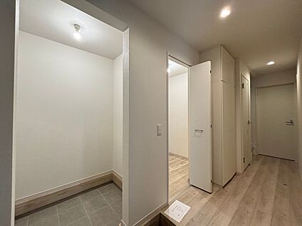 【2号棟】シューズインクローク