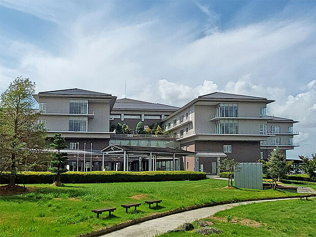 近江八幡市総合医療センター(約720m)