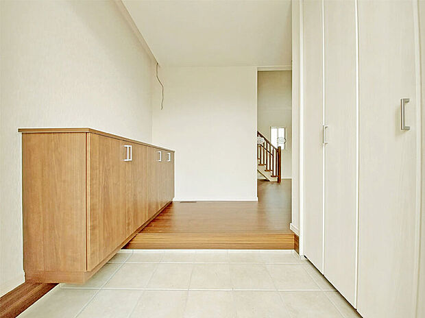 【20号地】玄関