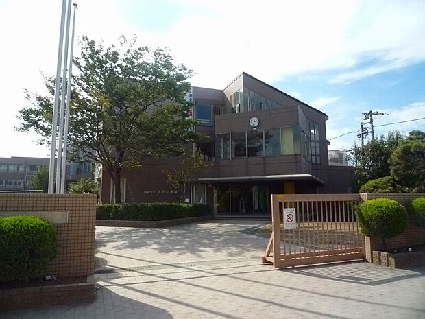 井田中学校(約1,300m)