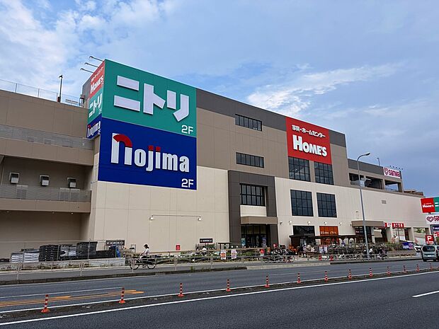 スーパー三和 横浜鶴見店(約750m・徒歩10分)