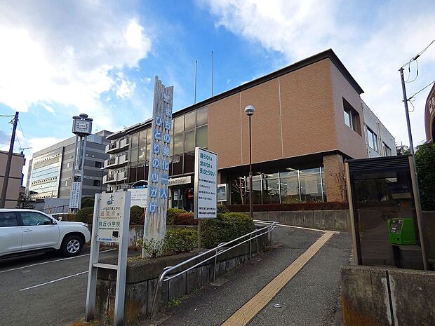 宮前区役所 向丘出張所(約240m)
