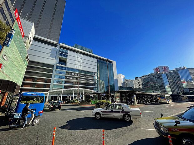 横浜駅(徒歩24分)