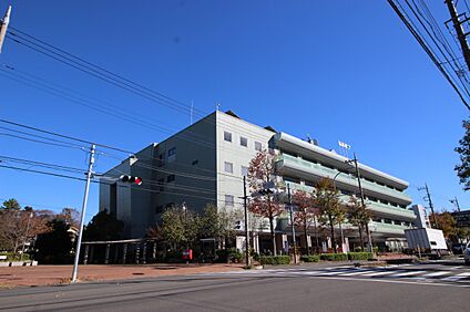青葉区役所 950m