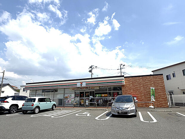 セブン-イレブン福岡老司3丁目店（約169m）