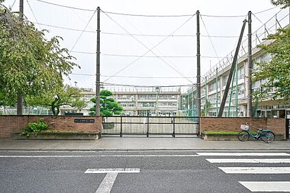 石神井台小学校 580m