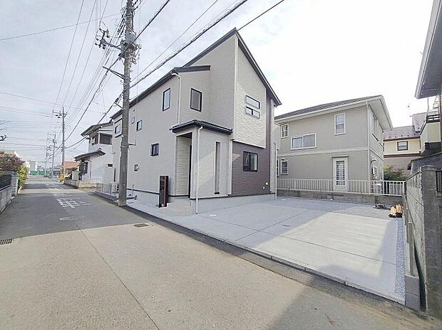 土日のご予約はもちろん、平日やお仕事のお時間に合わせてのご案内も実施しています。まずはお客様のご都合をお伺いさせて頂き、それに合う形で物件のご紹介をさせていただきます。お気軽にお問い合わせください。