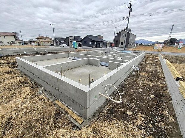 資料請求やご案内も即日対応いたします♪同じ施工例の物件見学や、完成イメージプレゼンテーションも承っております。どのような建物が建つか、間取りの広さは?など気になる点を一つ一つご説明させていただきます。