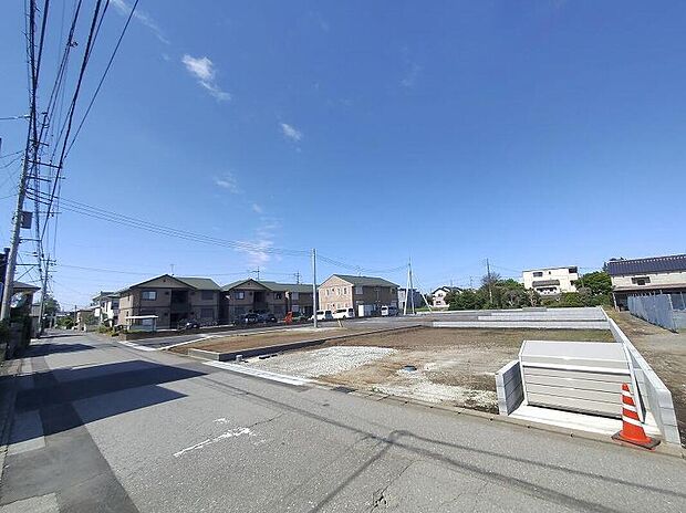 土日のご予約はもちろん、平日やお仕事のお時間に合わせてのご案内も実施しています。まずはお客様のご都合をお伺いさせて頂き、それに合う形で物件のご紹介をさせていただきます。お気軽にお問い合わせください。
