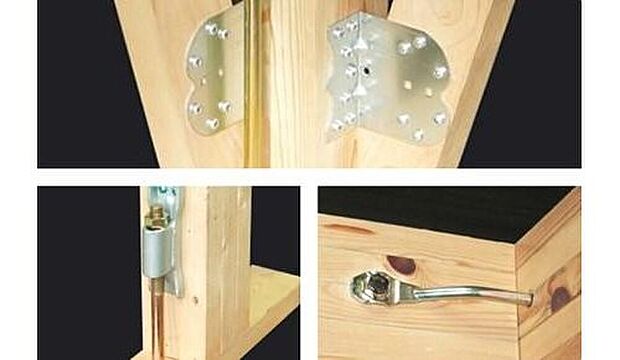 【耐震金物】構造材をつなぎとめる接合部には「耐震金物」を採用。基礎・土台・柱など接合部ごとに適材適所な耐震金具を選び、構造体をしっかりと緊結します。こうした表からは見えない部分にこだわることで、地震による揺れから建物のゆがみや倒壊を防ぎ、住まい全体の耐久性を高めています。