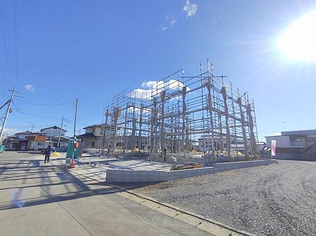 【前面道路含む現地写真】耐震等級は最高の3を取得!地震に強い家で安心に暮らせます♪