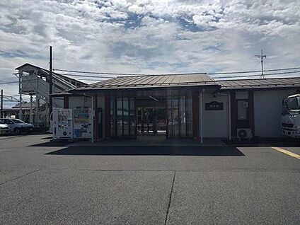 鶴田駅 3500m(車7分／徒歩44分)
