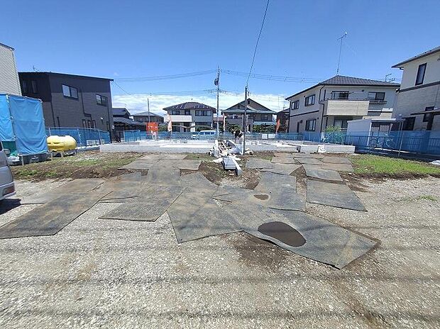 【現地外観写真】土日のご予約はもちろん、平日やお仕事のお時間に合わせてのご案内も実施しています。まずはお客様のご都合をお伺いさせて頂き、それに合う形で物件のご紹介をさせていただきます。お気軽にお問い合わせください。