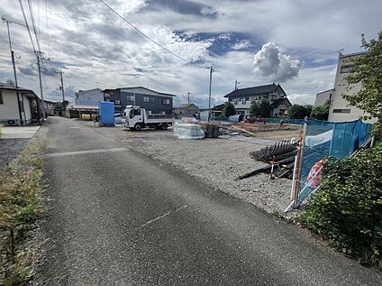前面道路含む現地写真