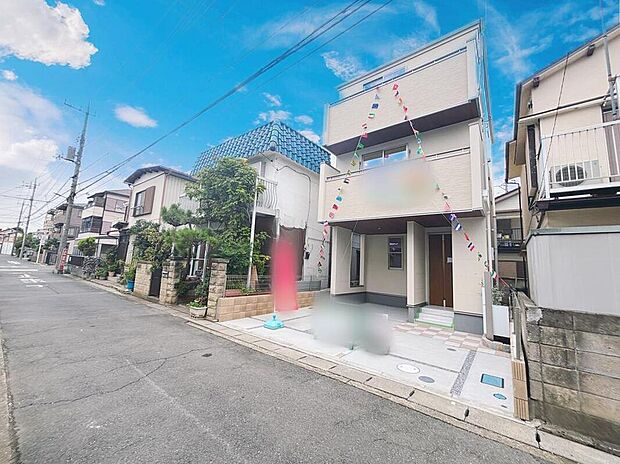 爽やかな青空と陽光に包まれる心地よい住空間。ネットでは分からない現地の魅力をぜひご覧ください。人生で大切なお住まいですので、ゆっくりとご見学ください。