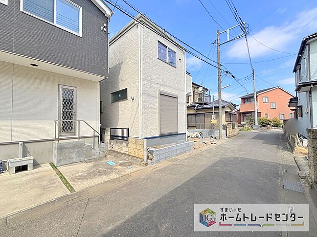 土日のご予約はもちろん、平日やお仕事のお時間に合わせてのご案内も実施しています。まずはお客様のご都合をお伺いさせて頂き、それに合う形で物件のご紹介をさせていただきます。お気軽にお問い合わせください。