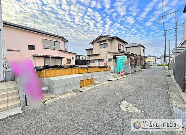 資料請求やご案内も即日対応いたします♪同じ施工例の物件見学や、完成イメージプレゼンテーションも承っております。どのような建物が建つか、間取りの広さは?など気になる点を一つ一つご説明させていただきます。
