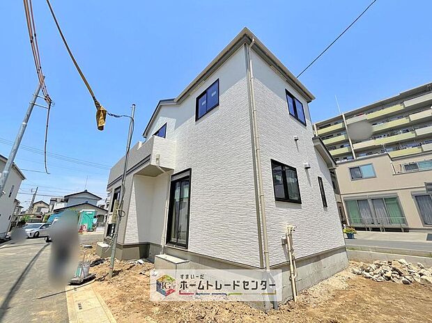 耐震等級最高等級の住宅性能評価書はもちろん、長期優良住宅の認定も受けた高性能な住宅です。長く、安心して住んでいただきたい、だからこそ厳しい第三者のチェックをお願いし、お客様に安心を届けます。