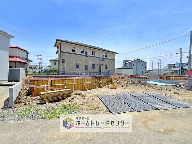 資料請求やご案内も即日対応いたします♪同じ施工例の物件見学や、完成イメージプレゼンテーションも承っております。どのような建物が建つか、間取りの広さは?など気になる点を一つ一つご説明させていただきます。