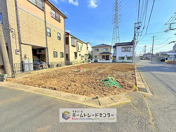 どのような建物が建つか、間取りの広さはどうかなど、気になる点は丁寧にご説明いたします。資料請求やご案内は即日対応いたします。土日や平日、お仕事終わりの時間など、ご都合に合わせてご案内いたします。