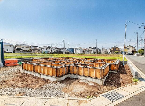 資料請求やご案内も即日対応いたします♪同じ施工例の物件見学や、完成イメージプレゼンテーションも承っております。どのような建物が建つか、間取りの広さは？など気になる点を一つ一つご説明させていただきます。