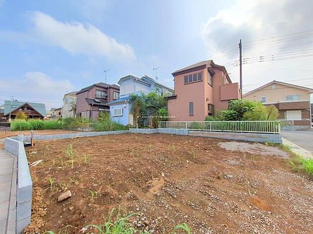 【現地外観写真】今から見たい!大歓迎です!お気軽にお問い合わせください♪
理想のマイホームとの出会いをお手伝いします!
飯田グループホールディングス ホームトレードセンター越谷店