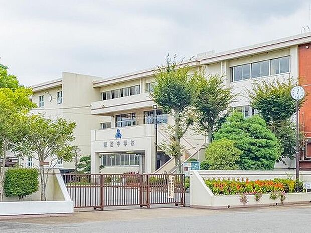 春日部市立飯沼中学校（約1,200m）